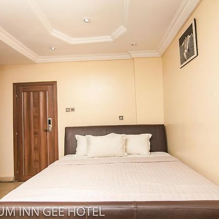 Platinum Inn Gee Hotel Suru Lere Zewnętrze zdjęcie