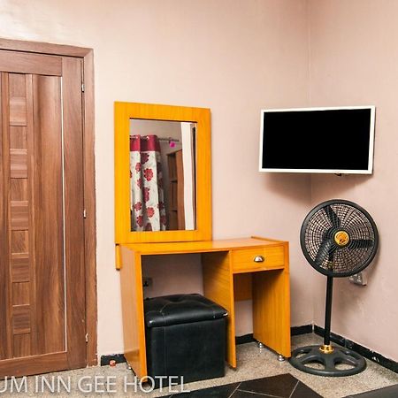 Platinum Inn Gee Hotel Suru Lere Zewnętrze zdjęcie