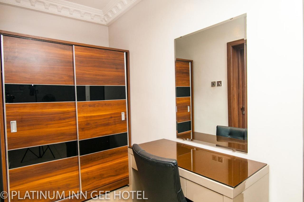 Platinum Inn Gee Hotel Suru Lere Zewnętrze zdjęcie