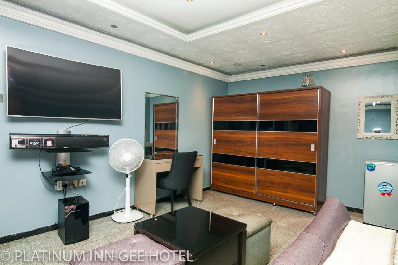 Platinum Inn Gee Hotel Suru Lere Zewnętrze zdjęcie