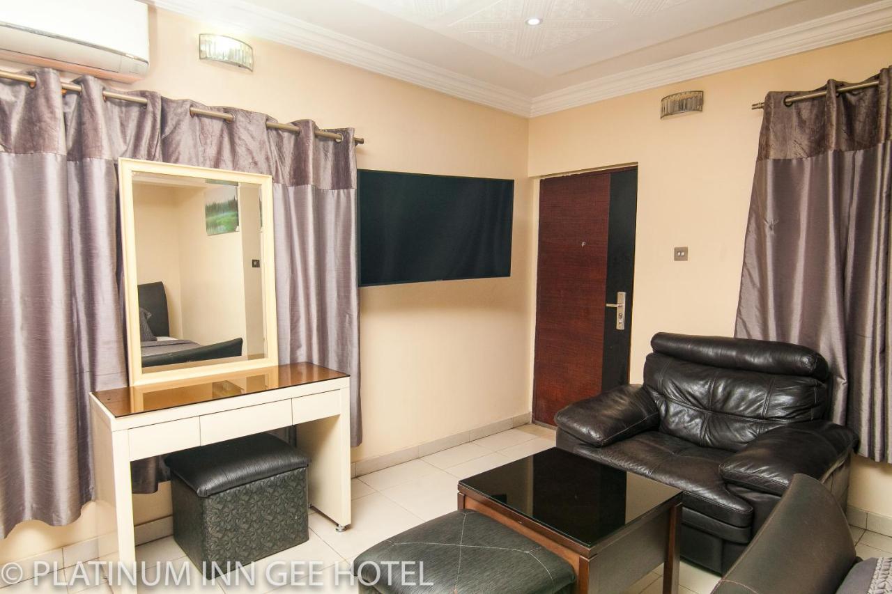 Platinum Inn Gee Hotel Suru Lere Zewnętrze zdjęcie