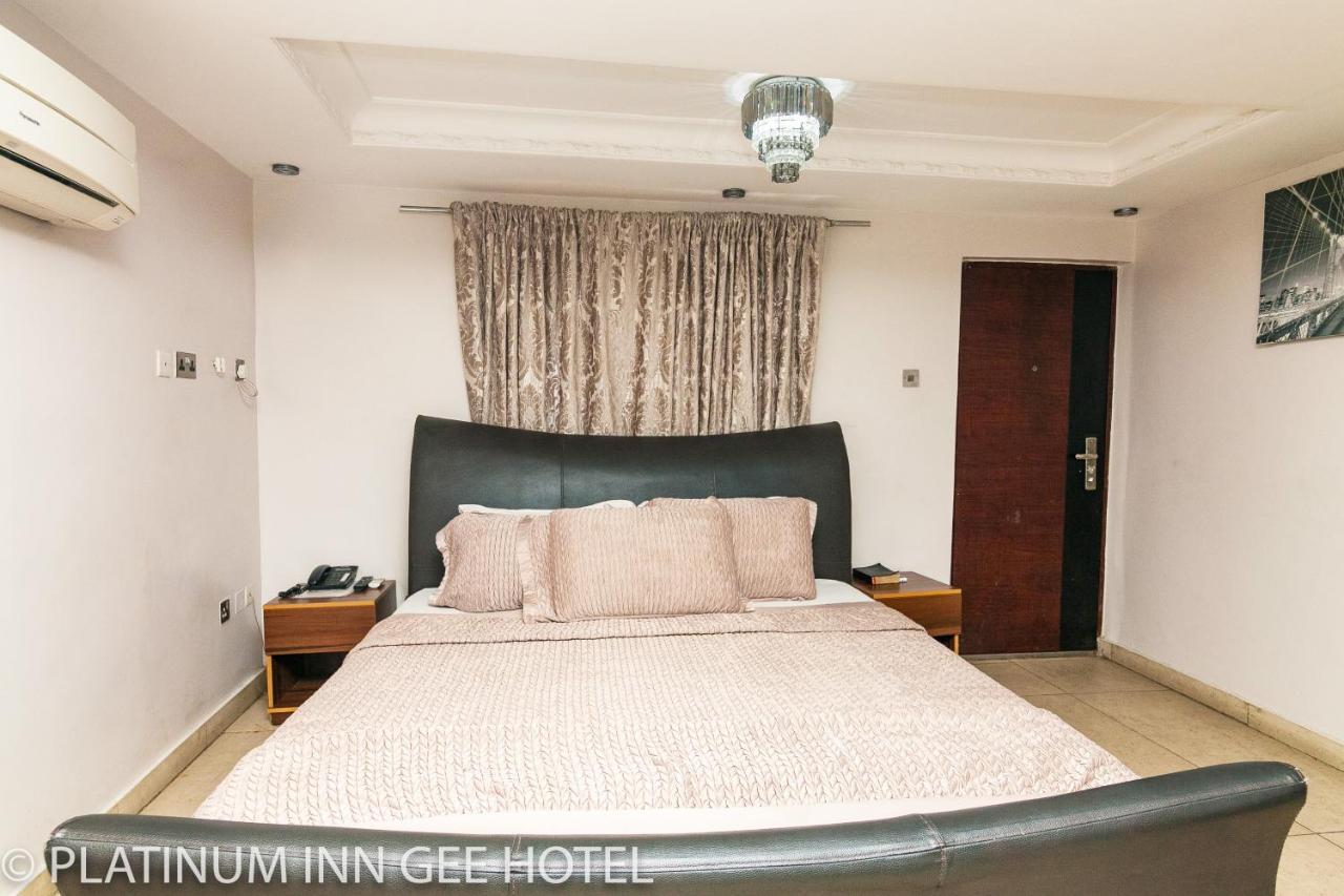 Platinum Inn Gee Hotel Suru Lere Zewnętrze zdjęcie