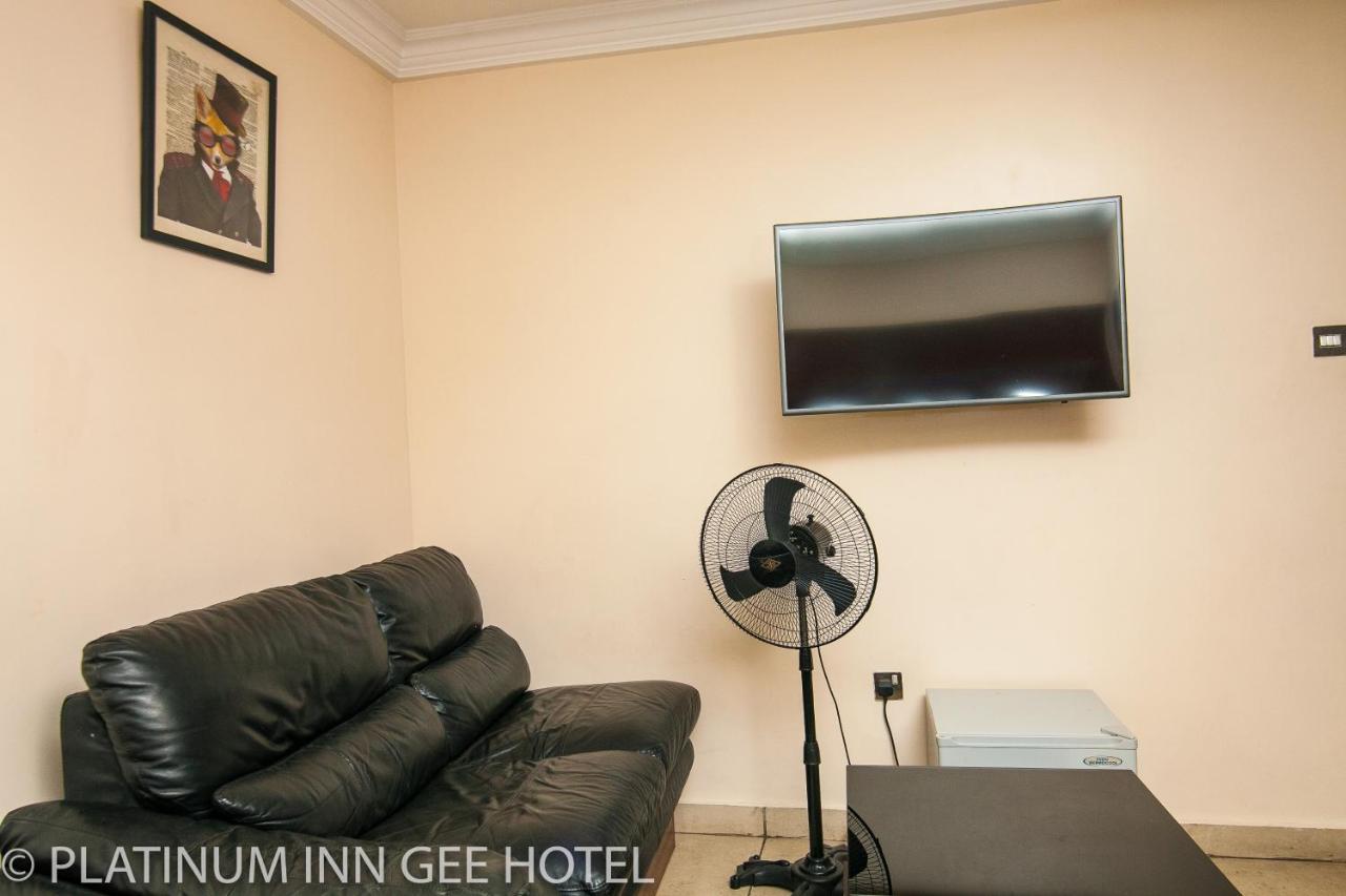 Platinum Inn Gee Hotel Suru Lere Zewnętrze zdjęcie