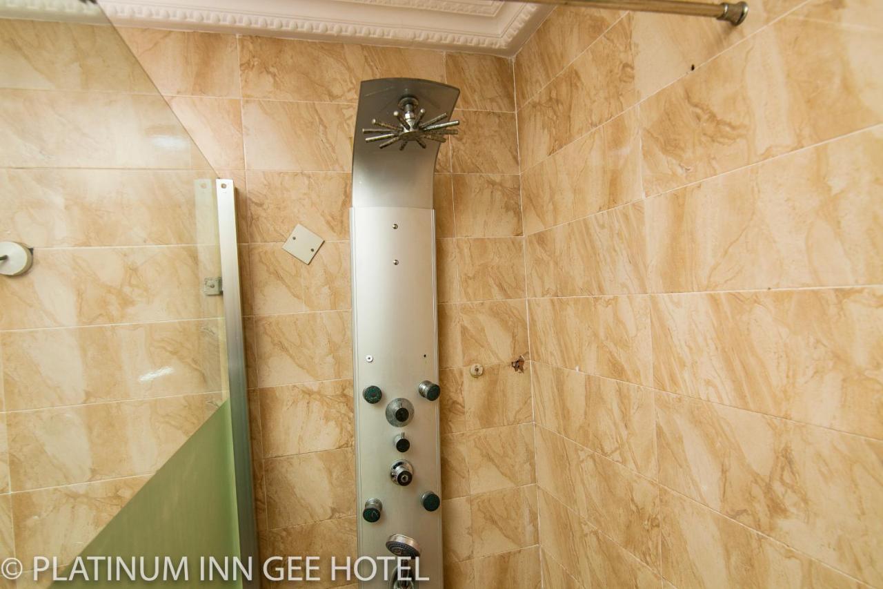 Platinum Inn Gee Hotel Suru Lere Zewnętrze zdjęcie