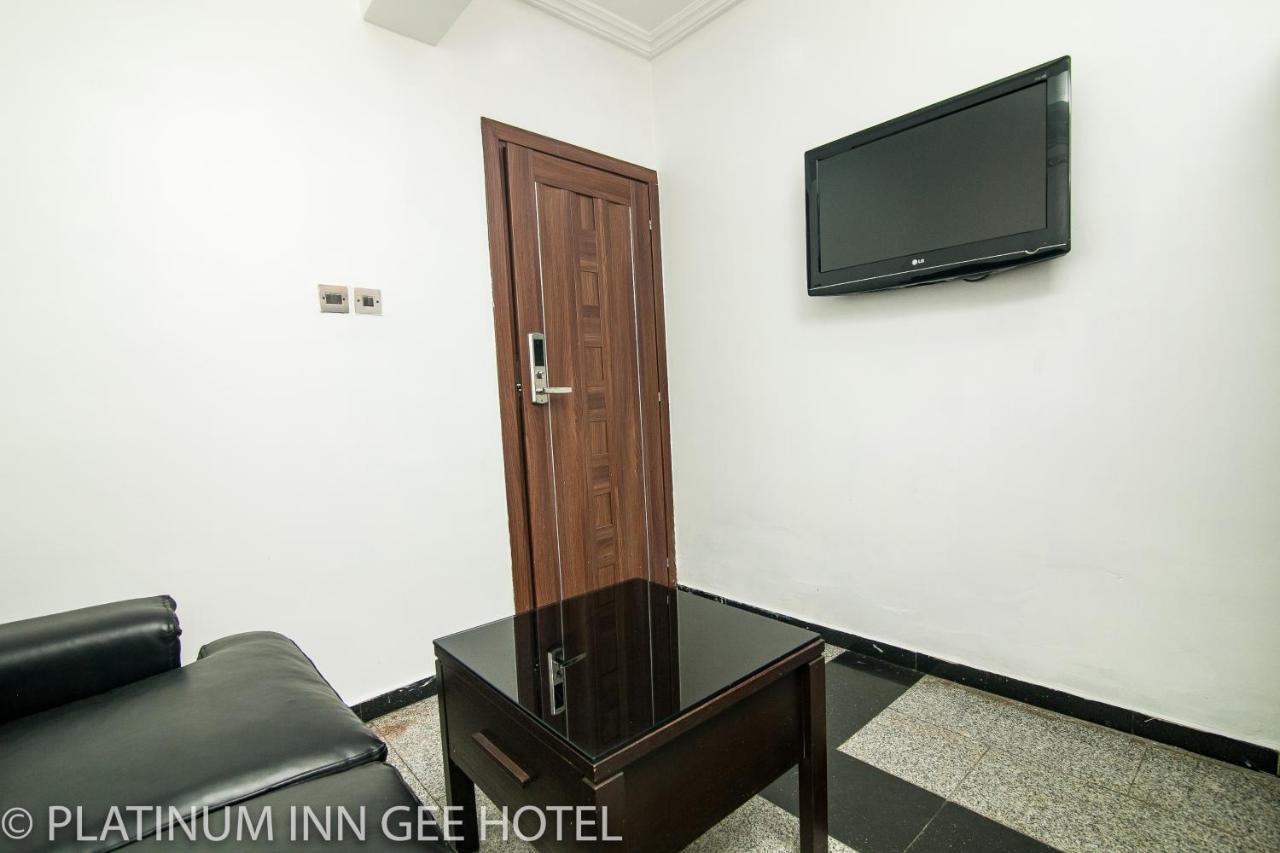 Platinum Inn Gee Hotel Suru Lere Zewnętrze zdjęcie